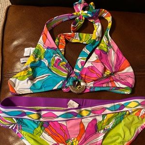 Super cute multicolored Trina 2 piece! Must have